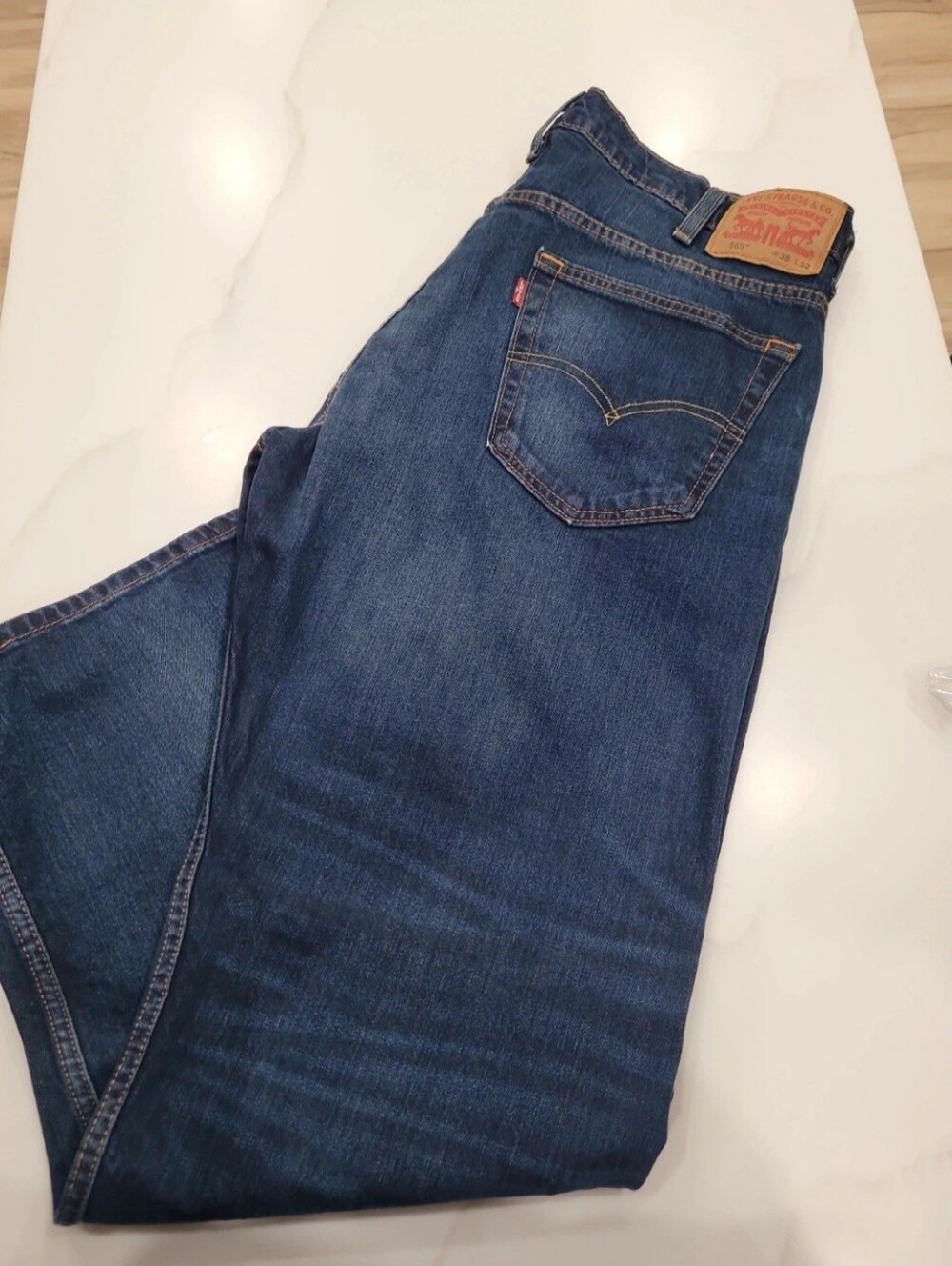 38x32 Levi's Men's Dark Blue Straight Jeans. Like New